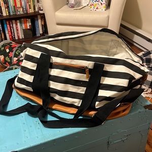 DSW Weekend/Duffle Bag